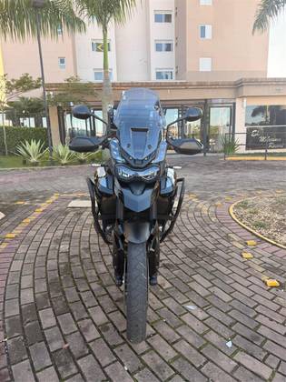 TRIUMPH TIGER 900 GT TRIUMPH TIGER 900 GT